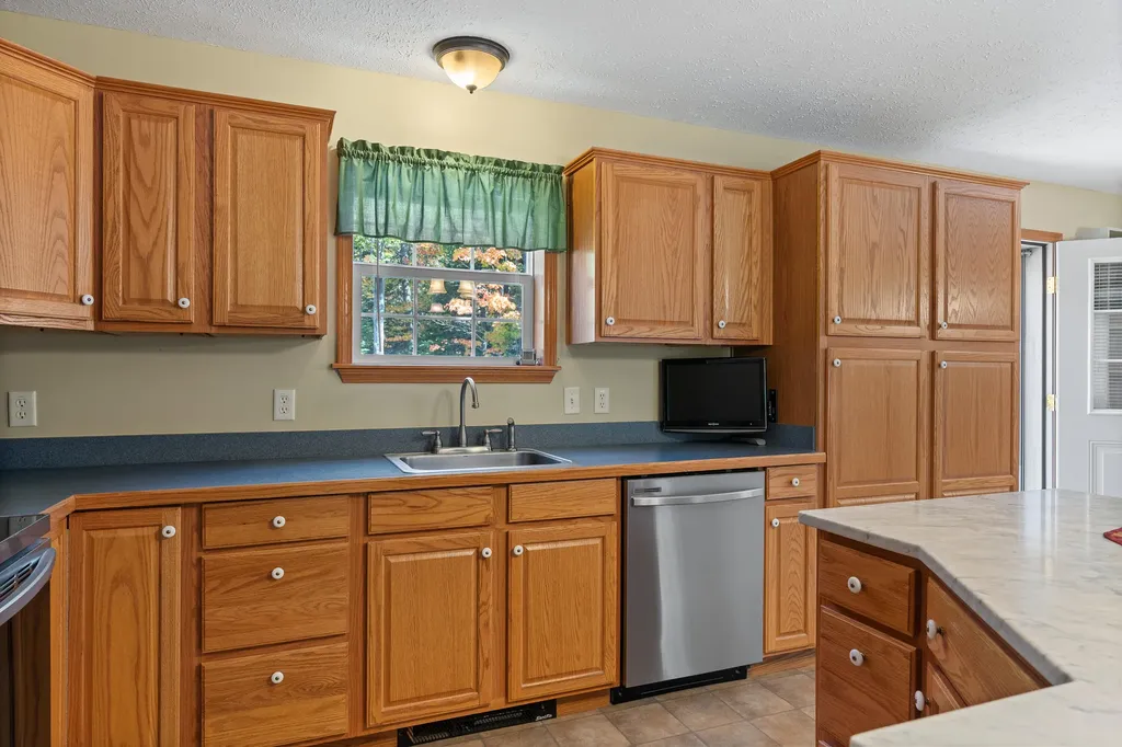 881 Main Street Sandy River Plt ME 04970
