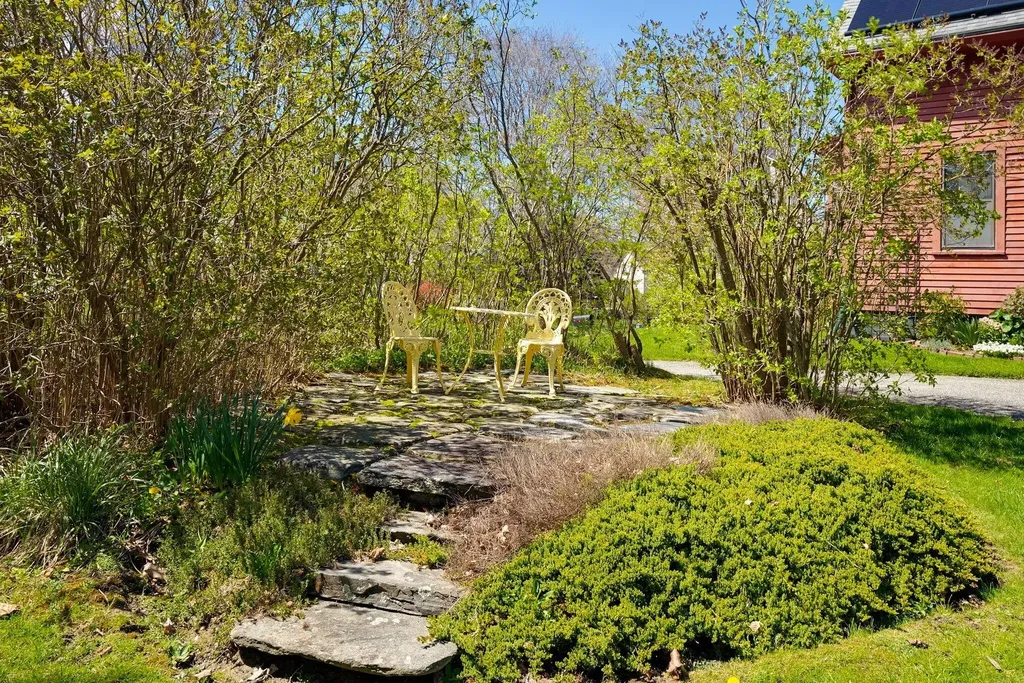 18 Roosevelt Street Westbrook ME 04092
