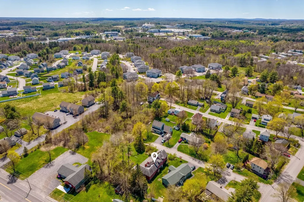 18 Roosevelt Street Westbrook ME 04092