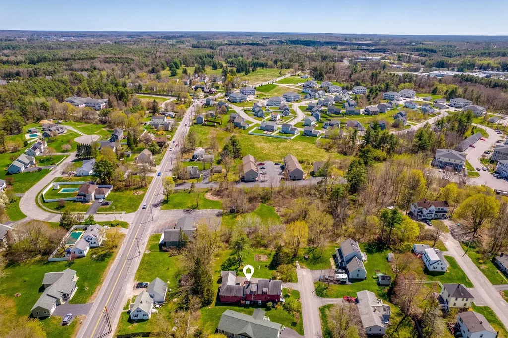 18 Roosevelt Street Westbrook ME 04092