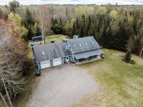 5 Pullen Road Dexter ME 04930
