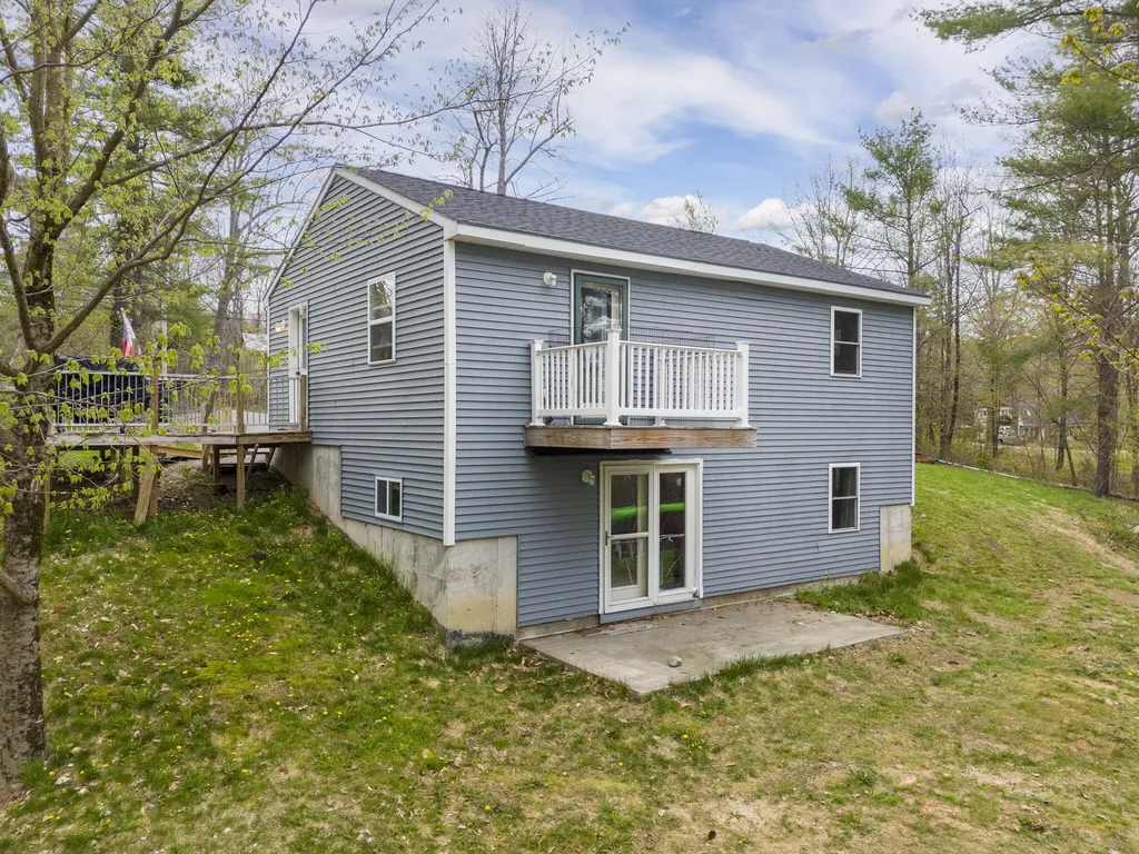 414 Litchfield Road Farmingdale ME 04344