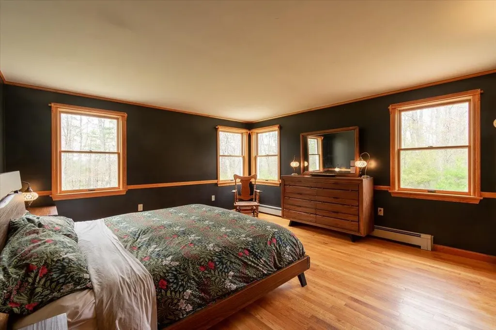 10 Kenmore Drive Warren ME 04864