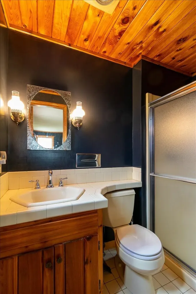 10 Kenmore Drive Warren ME 04864