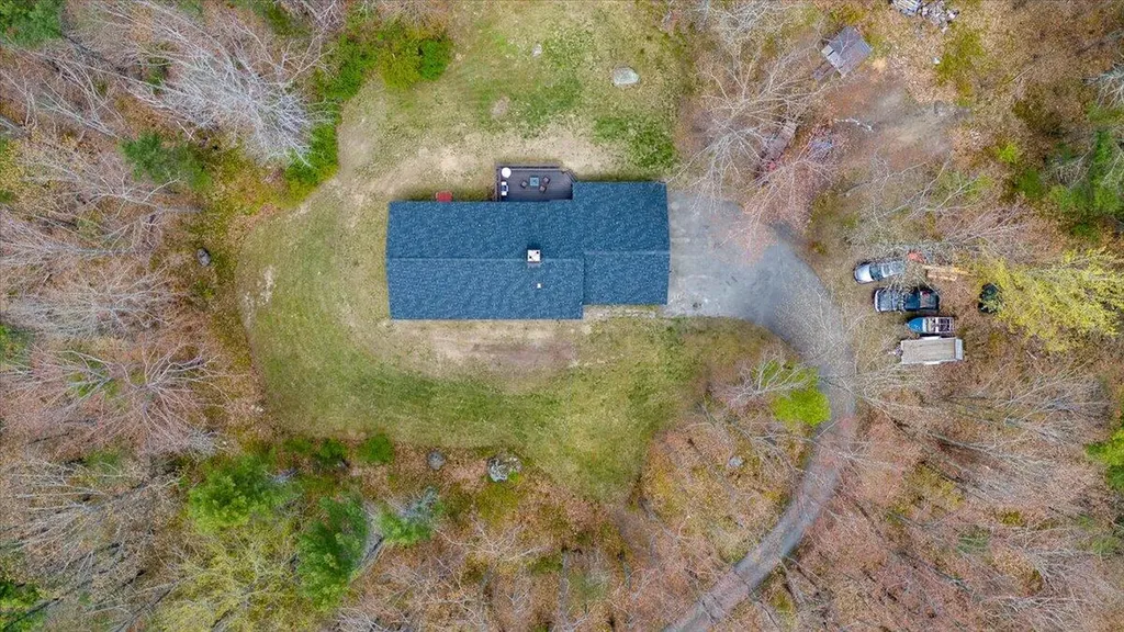 10 Kenmore Drive Warren ME 04864