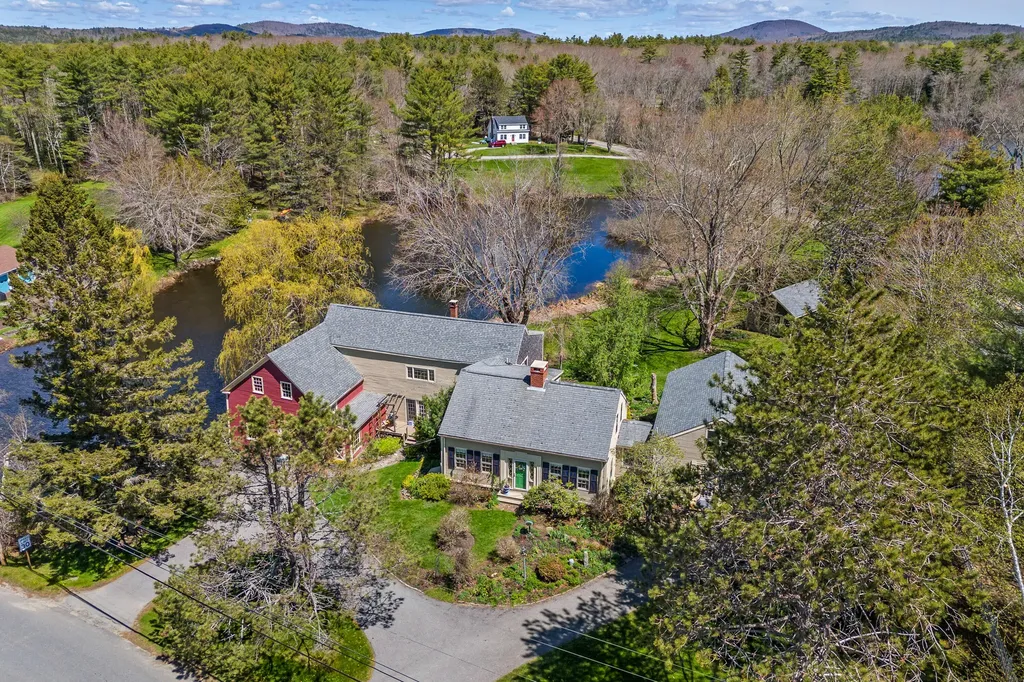 159 Payson Road Union ME 04862