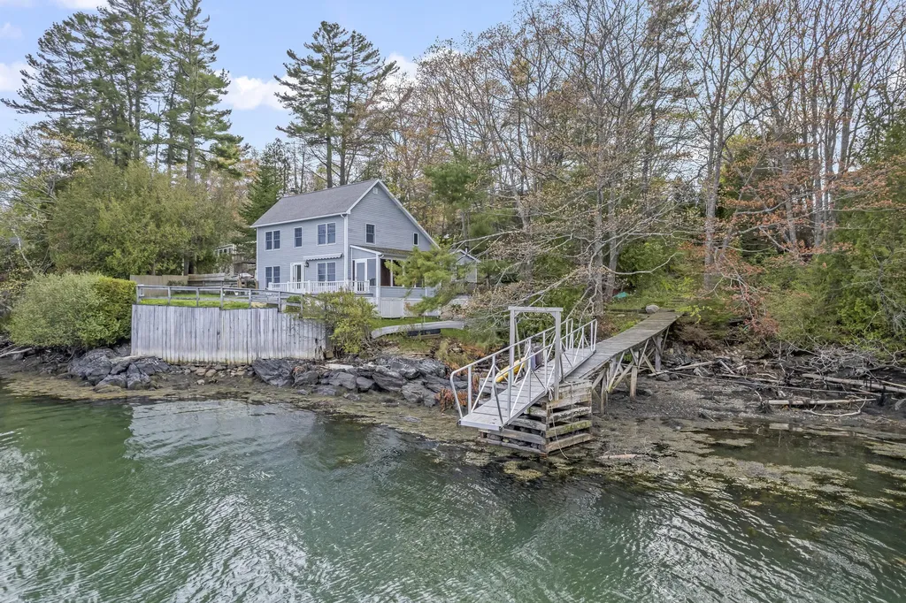 27 South Dyers Cove Road Harpswell ME 04079