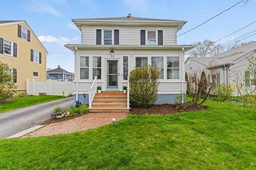 53 Gleckler Road Portland ME 04103