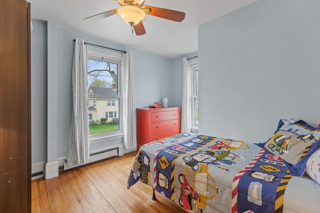 53 Gleckler Road Portland ME 04103