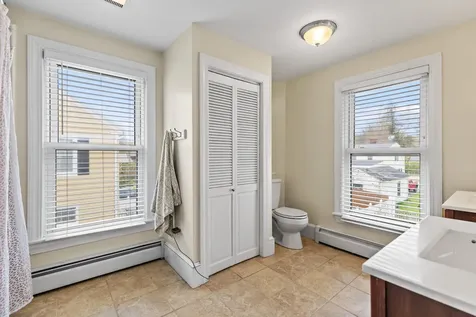 53 Gleckler Road Portland ME 04103