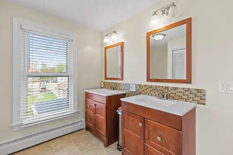 53 Gleckler Road Portland ME 04103