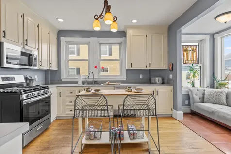 53 Gleckler Road Portland ME 04103