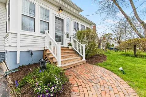 53 Gleckler Road Portland ME 04103