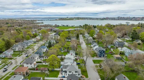 53 Gleckler Road Portland ME 04103