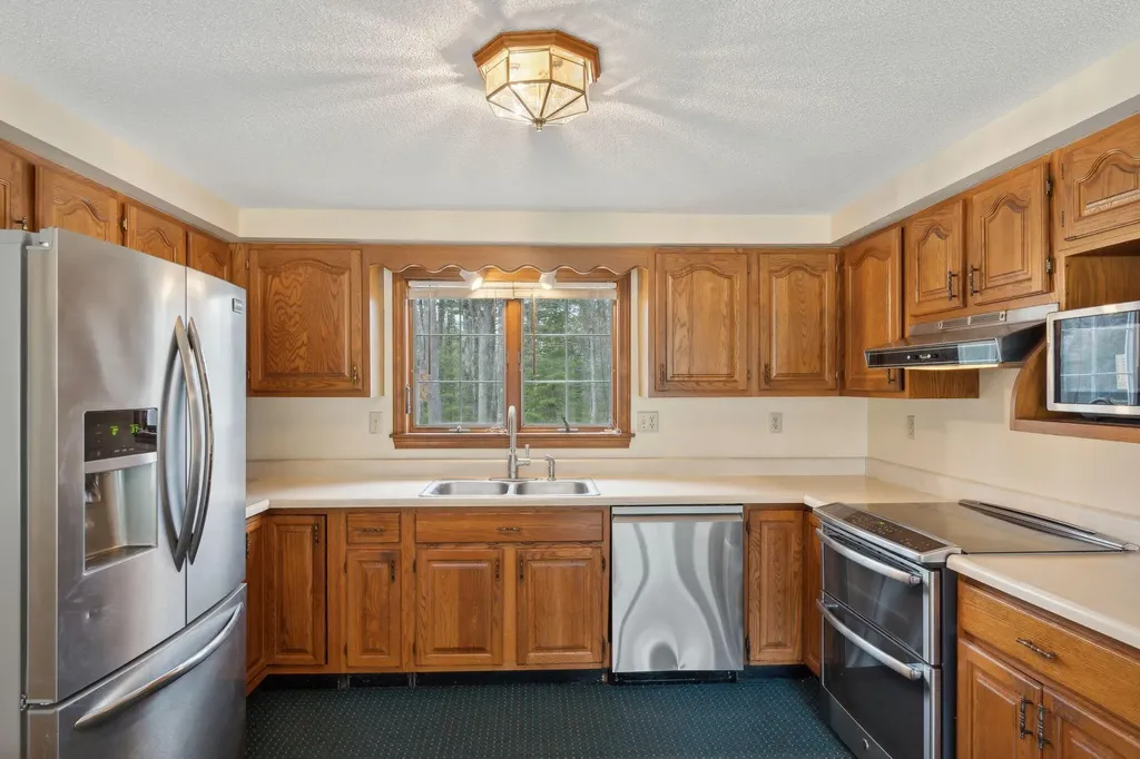 184 Bog Road Augusta ME 04330
