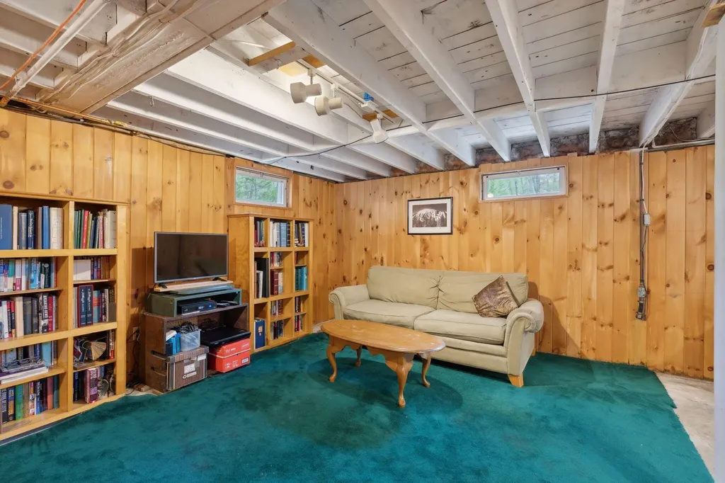 184 Bog Road Augusta ME 04330