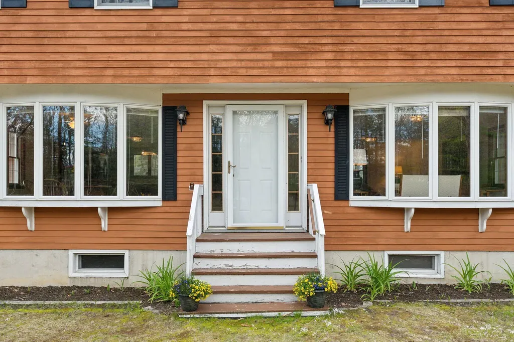 184 Bog Road Augusta ME 04330