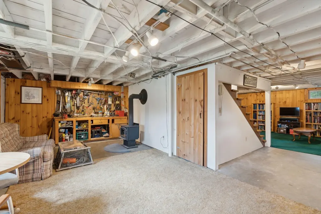 184 Bog Road Augusta ME 04330