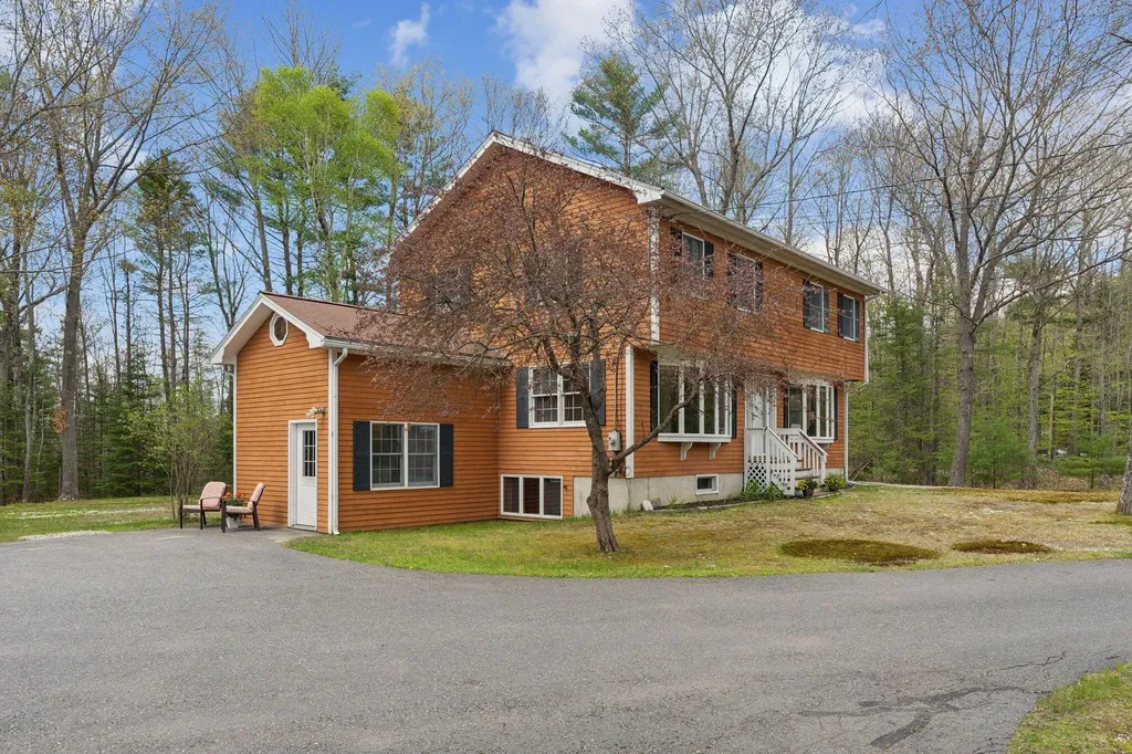 184 Bog Road Augusta ME 04330