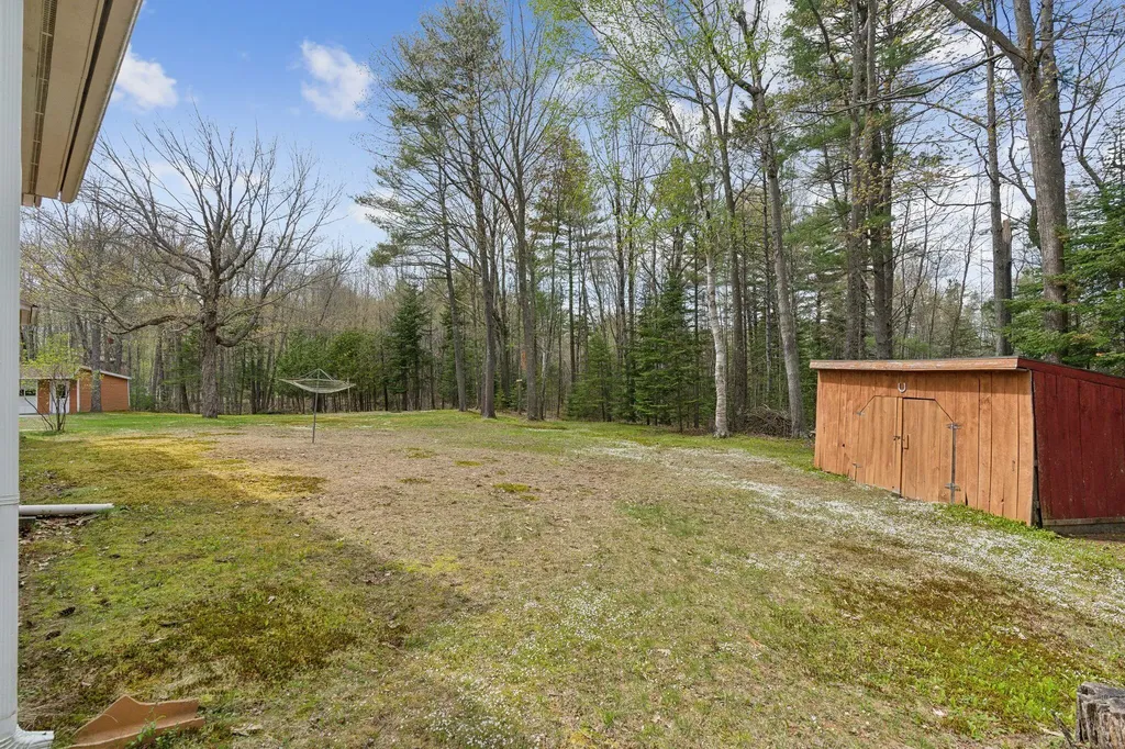 184 Bog Road Augusta ME 04330