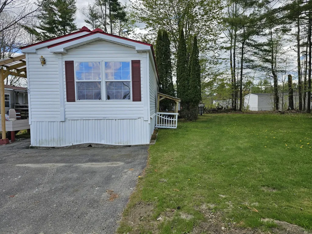 53 Village Green Road Waterville ME 04901