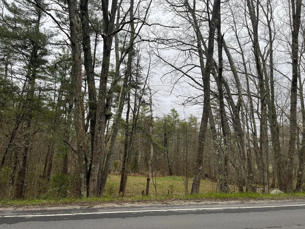 783 Middlesex Road Topsham ME 04086