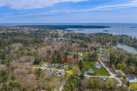 5 Folcutt Road Kittery ME 03905