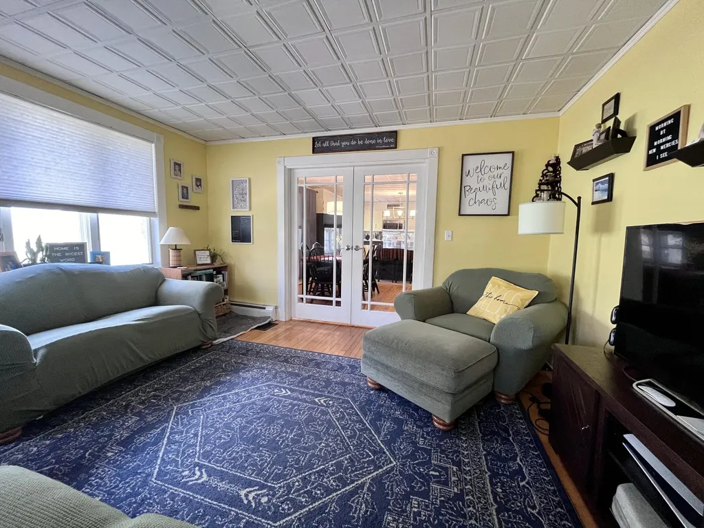 28 Edgemont Avenue Waterville ME 04901