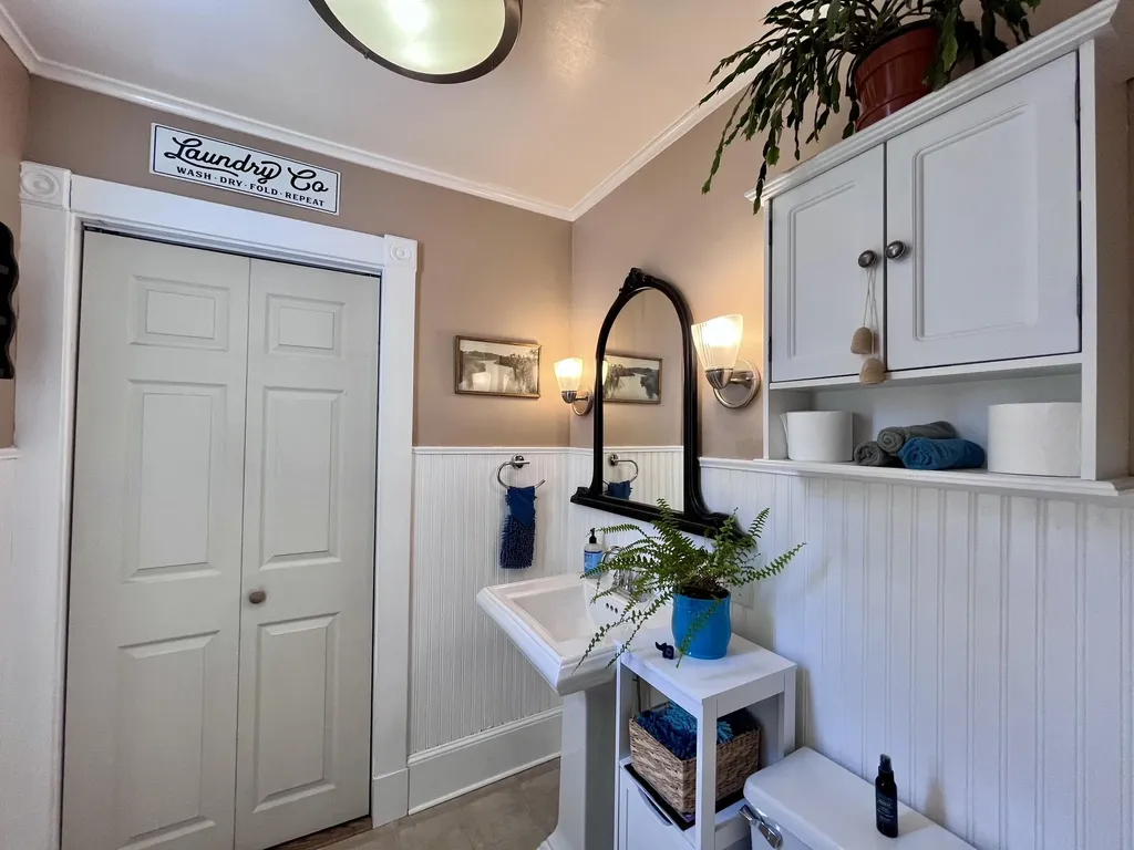 28 Edgemont Avenue Waterville ME 04901