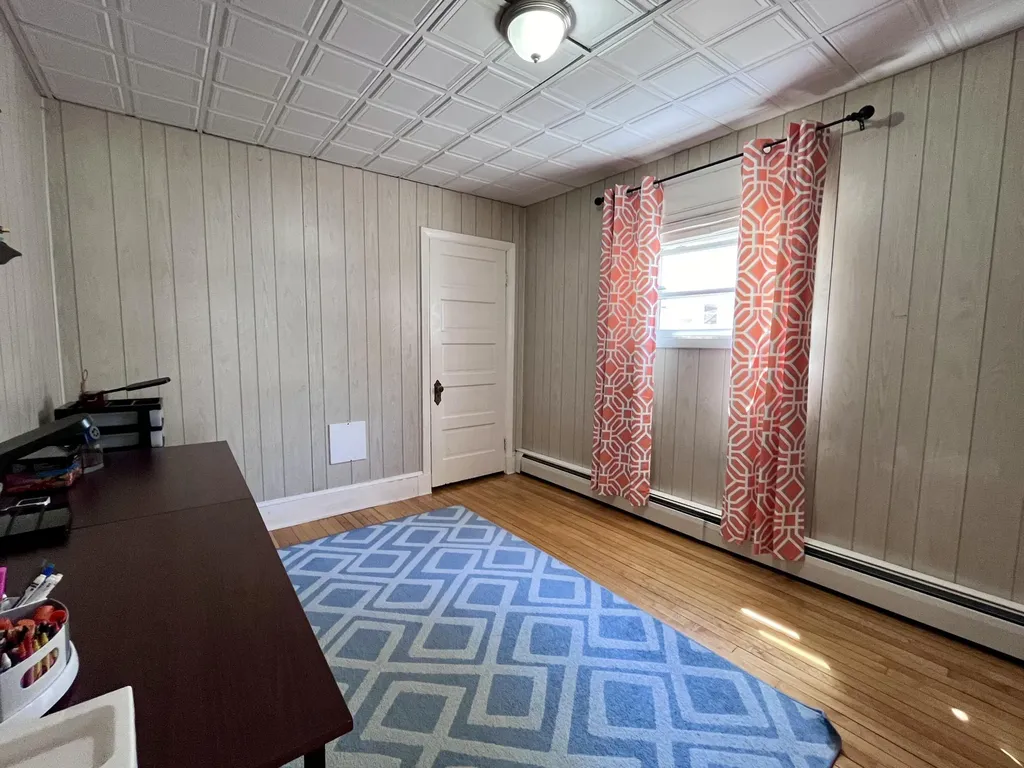 28 Edgemont Avenue Waterville ME 04901