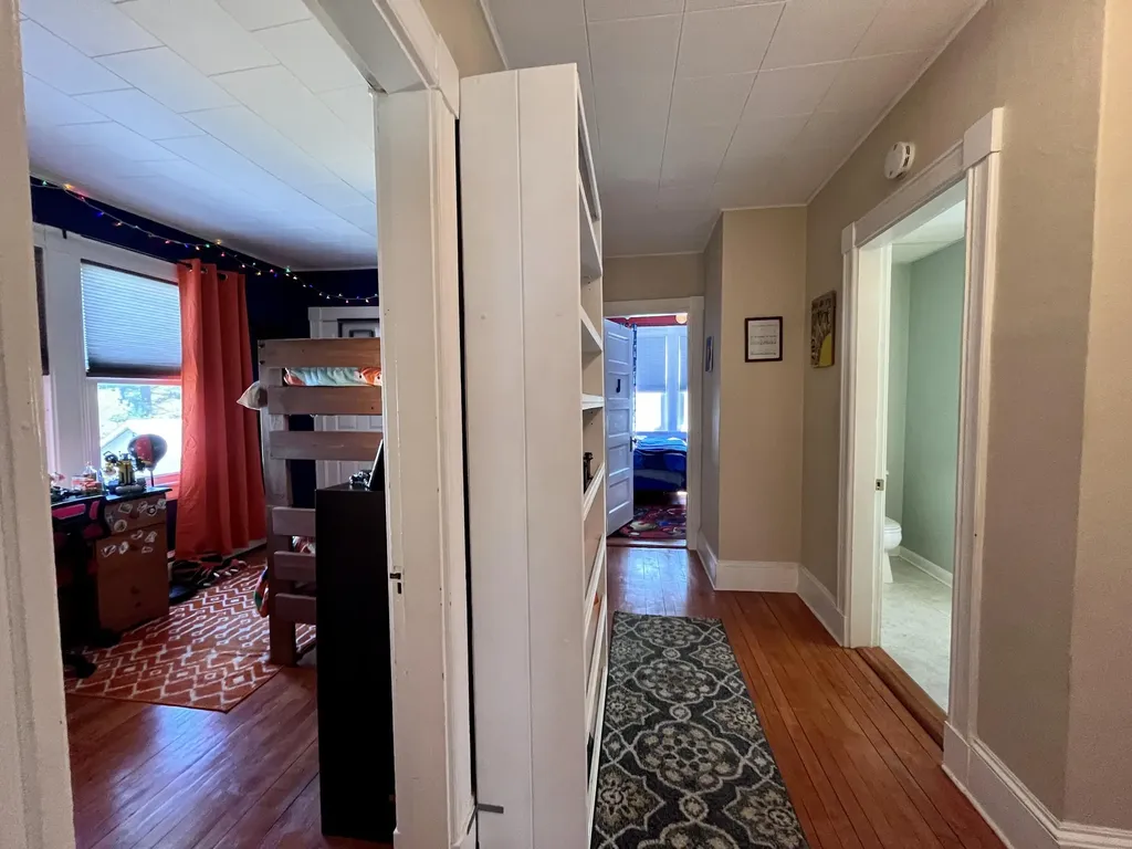 28 Edgemont Avenue Waterville ME 04901