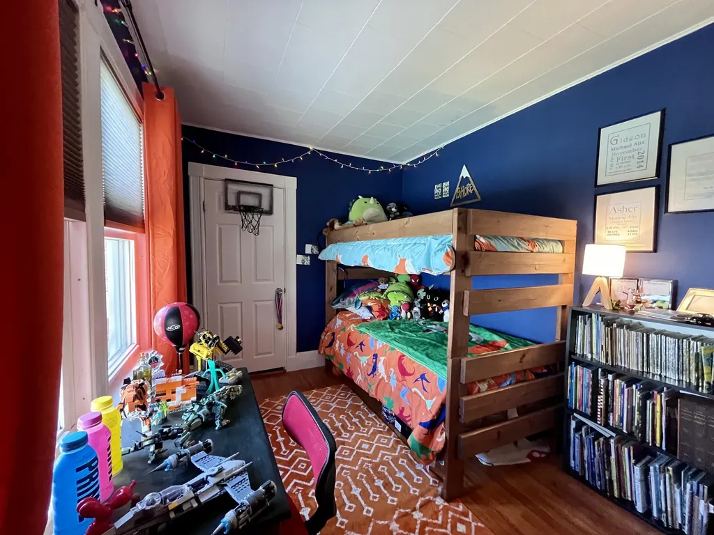 28 Edgemont Avenue Waterville ME 04901