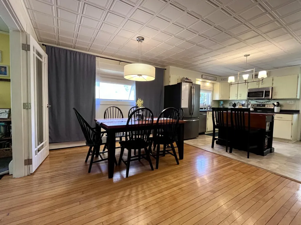 28 Edgemont Avenue Waterville ME 04901