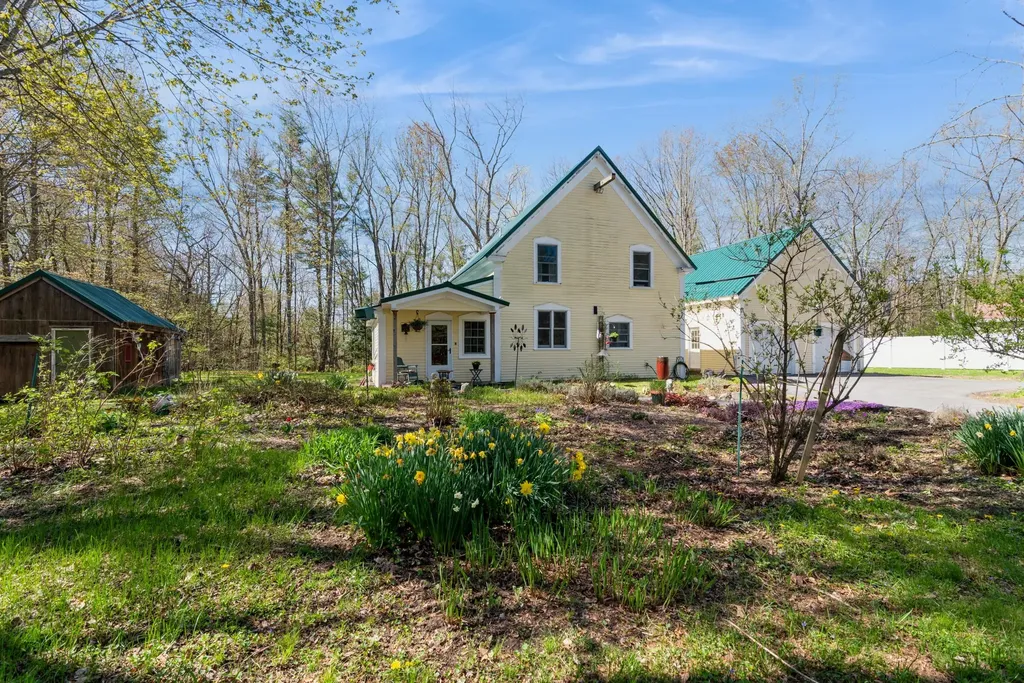 65 Waterhouse Road Dayton ME 04005