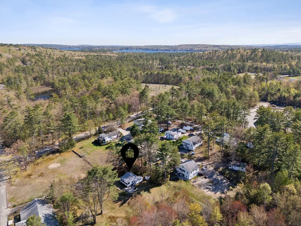 22 & 24 Cottage Lane Raymond ME 04071
