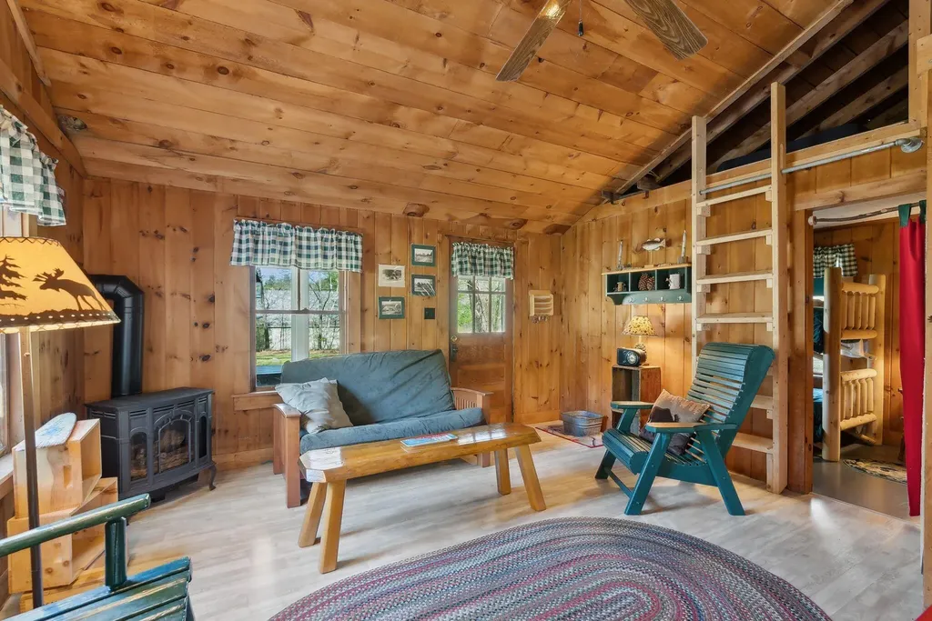 22 & 24 Cottage Lane Raymond ME 04071