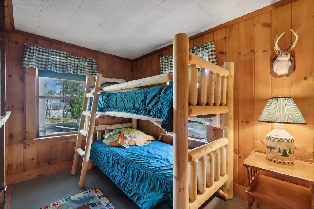 22 & 24 Cottage Lane Raymond ME 04071
