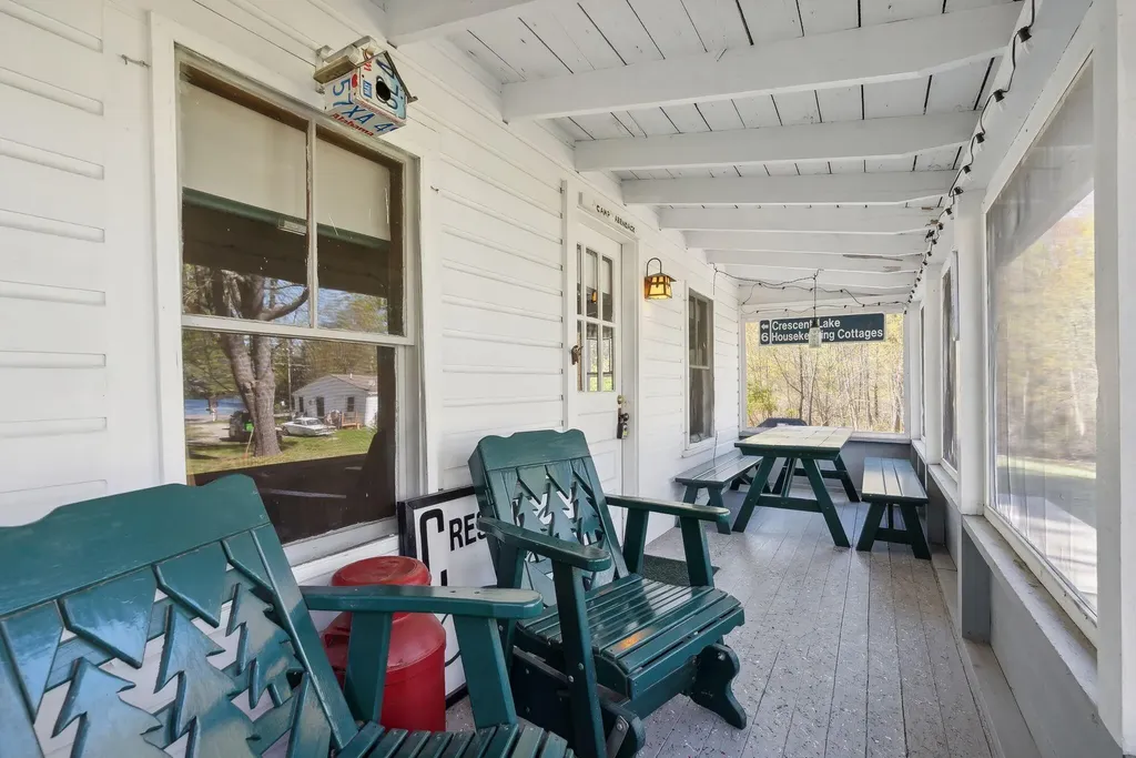 22 & 24 Cottage Lane Raymond ME 04071