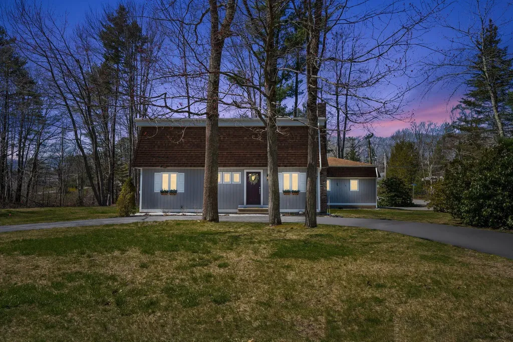 1 Canterbury Circle Kennebunk ME 04043