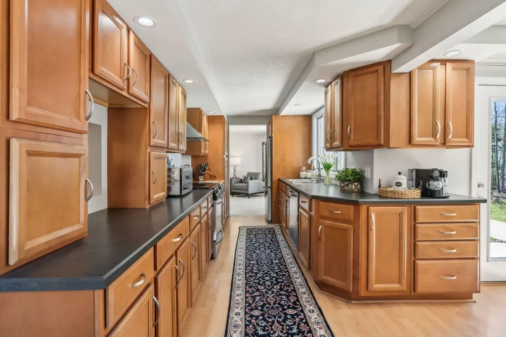 1 Canterbury Circle Kennebunk ME 04043