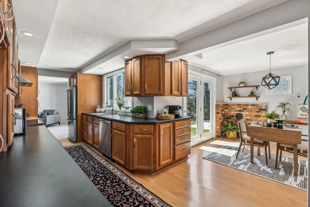 1 Canterbury Circle Kennebunk ME 04043