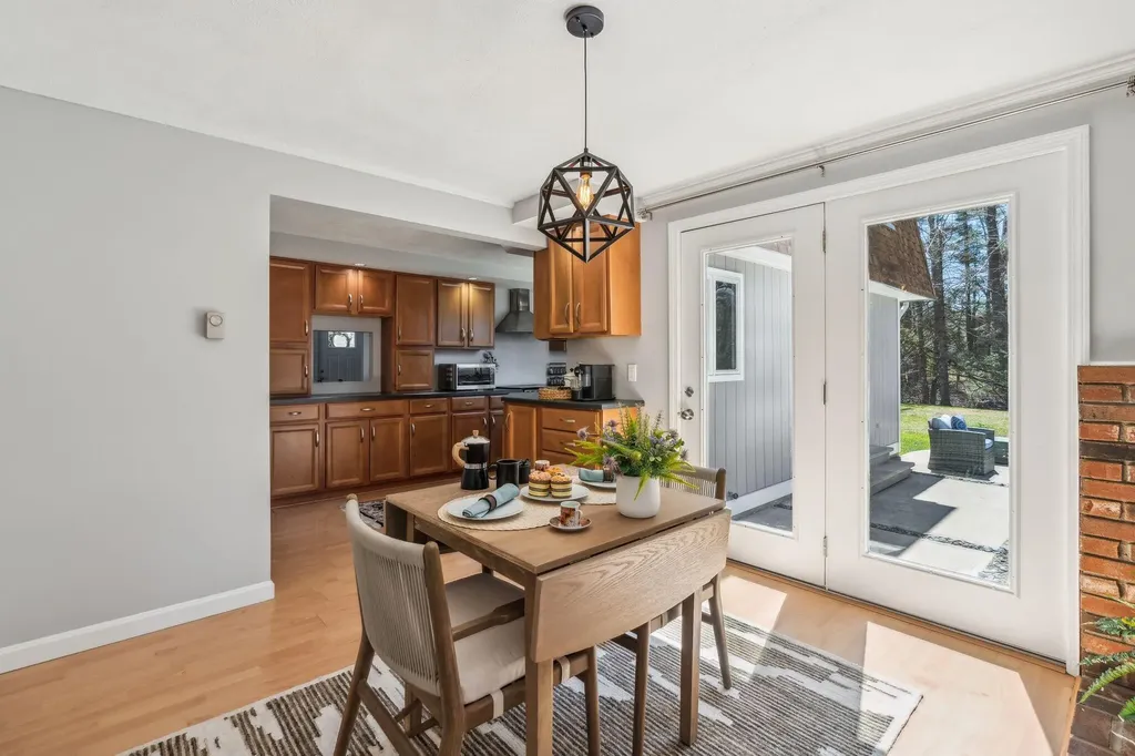 1 Canterbury Circle Kennebunk ME 04043