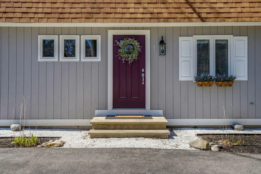 1 Canterbury Circle Kennebunk ME 04043