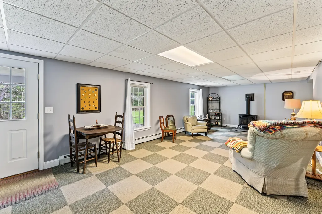 12 Poland Place Poland ME 04274
