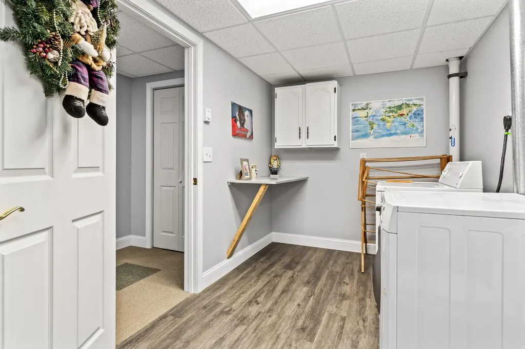12 Poland Place Poland ME 04274