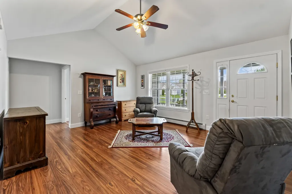 12 Poland Place Poland ME 04274