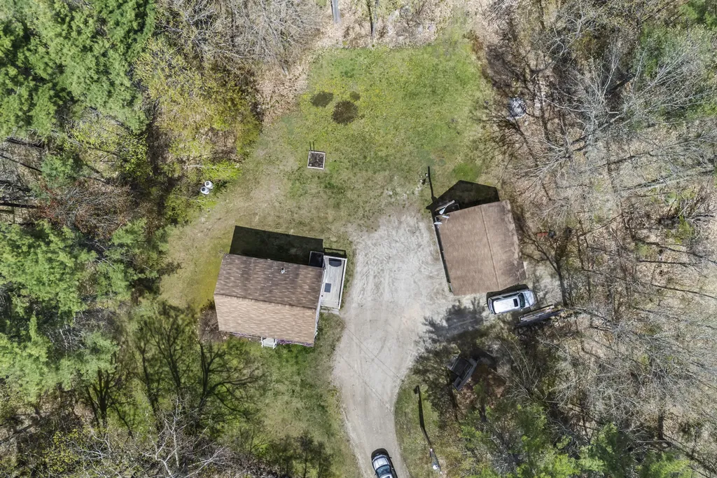 14 Wogan Road Raymond ME 04071