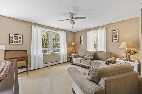 14 Wogan Road Raymond ME 04071