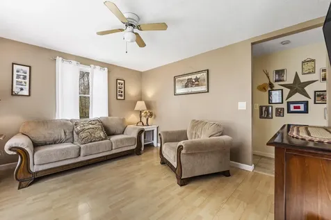 14 Wogan Road Raymond ME 04071