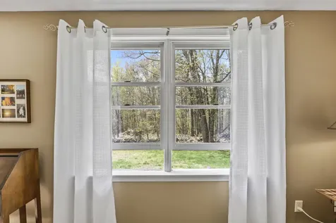 14 Wogan Road Raymond ME 04071